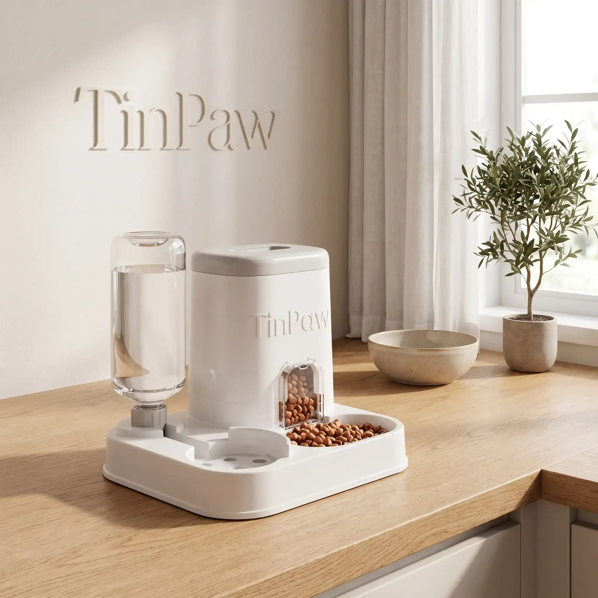 Automatic Pet Feeder & Water Dispenser 4L Gravity | Nice image that showcase a brand which is Tinpaw