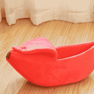 Banana Dog Bed Boat for Small Pets – Cozy Nest Design - Dog Beds & Furniture - TinPaw - Red - S 42x15x12cm - SUPEFDB00005 - A2