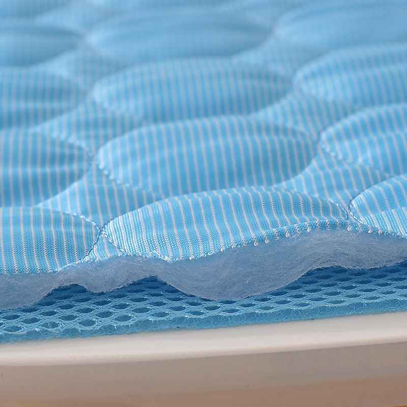 Cooling Dog Bed with Cold - Sense Fabric – Summer Comfort - Dog Beds & Furniture - TinPaw
